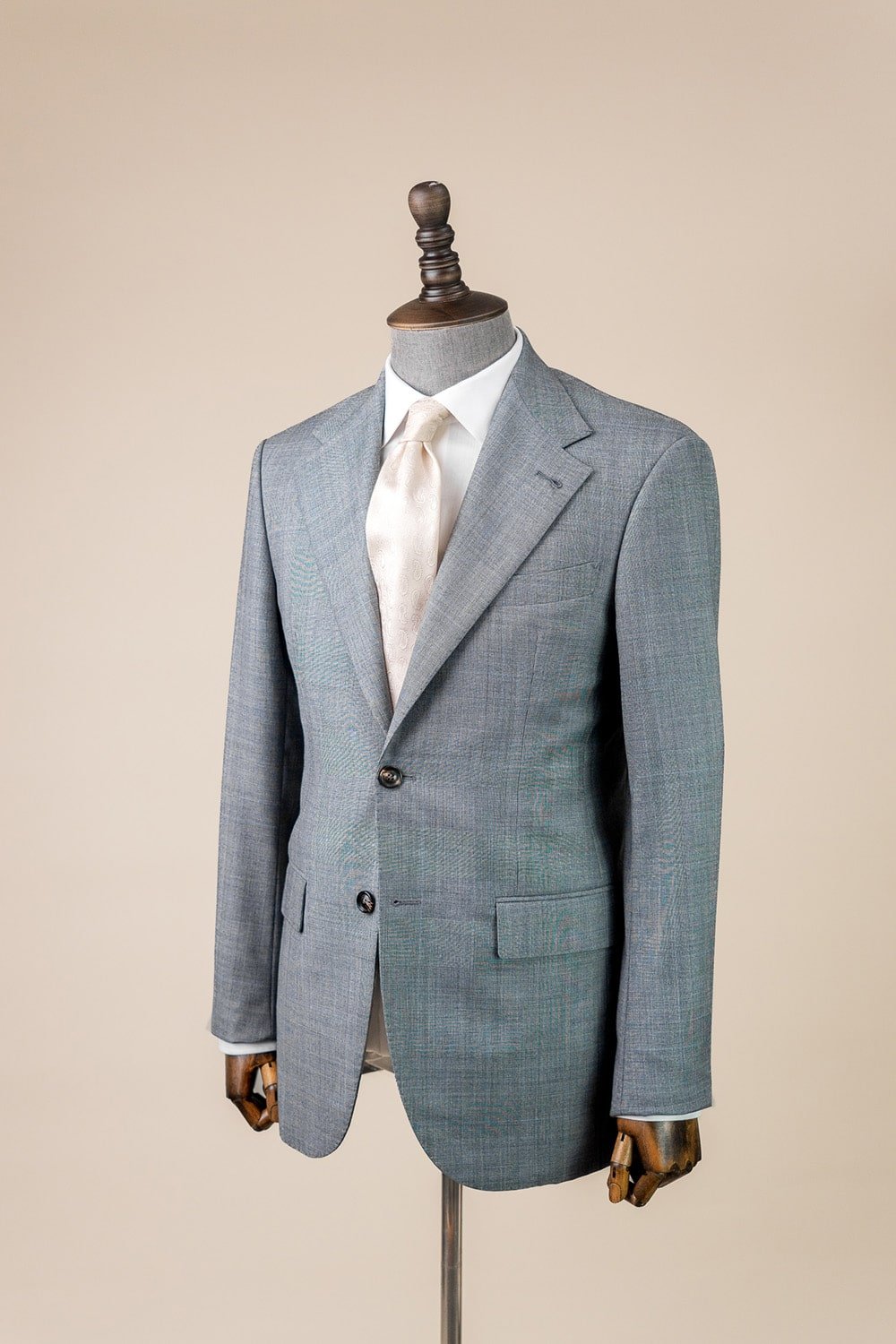 Mẫu vest cưới cho thuê