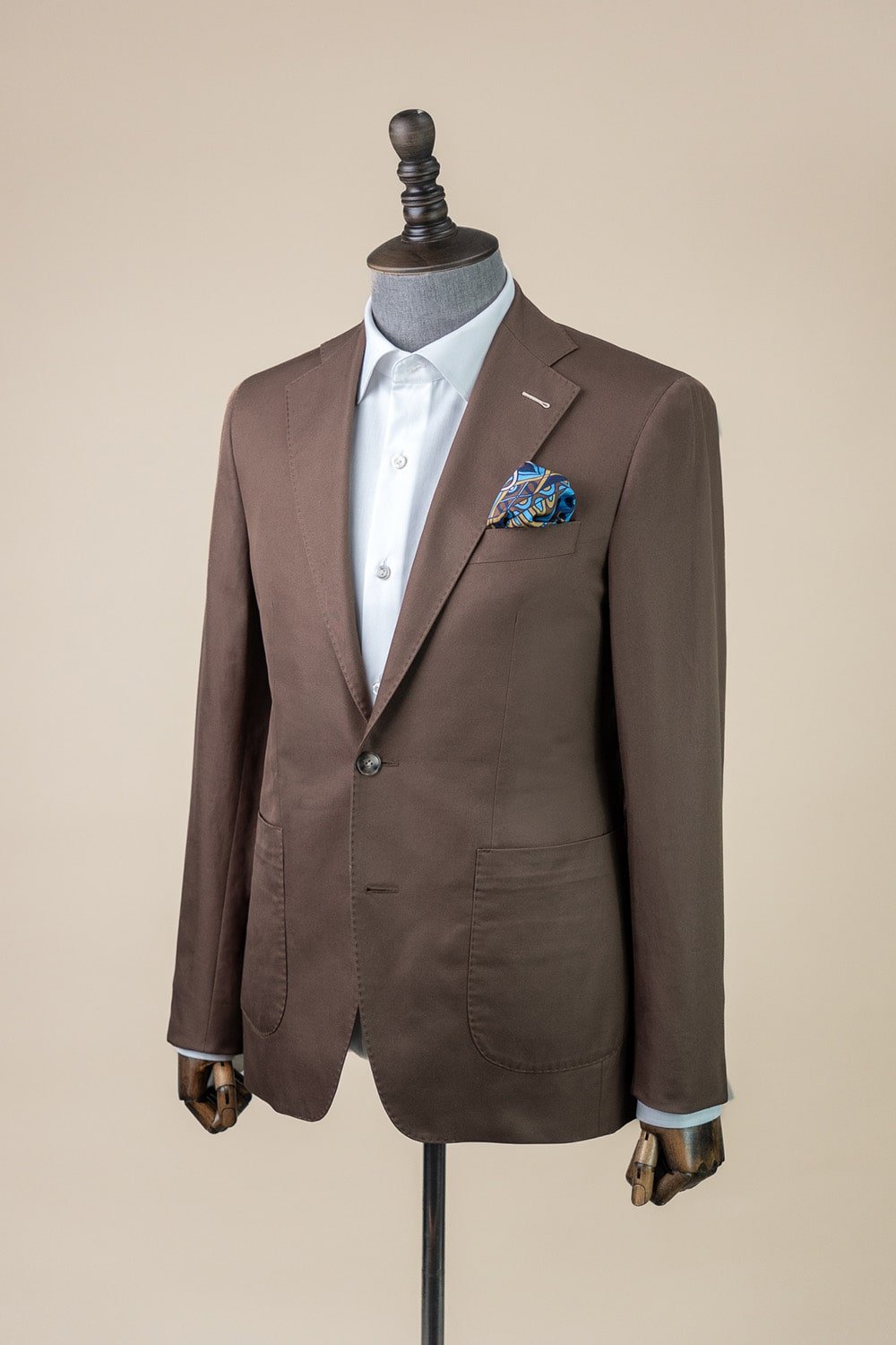 Mẫu vest cưới cho thuê