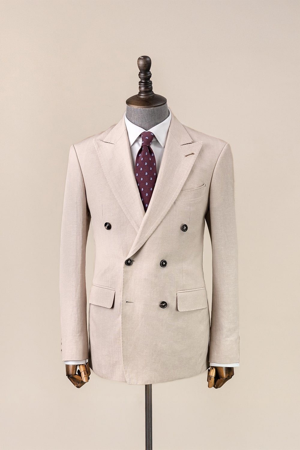 Mẫu vest cưới cho thuê