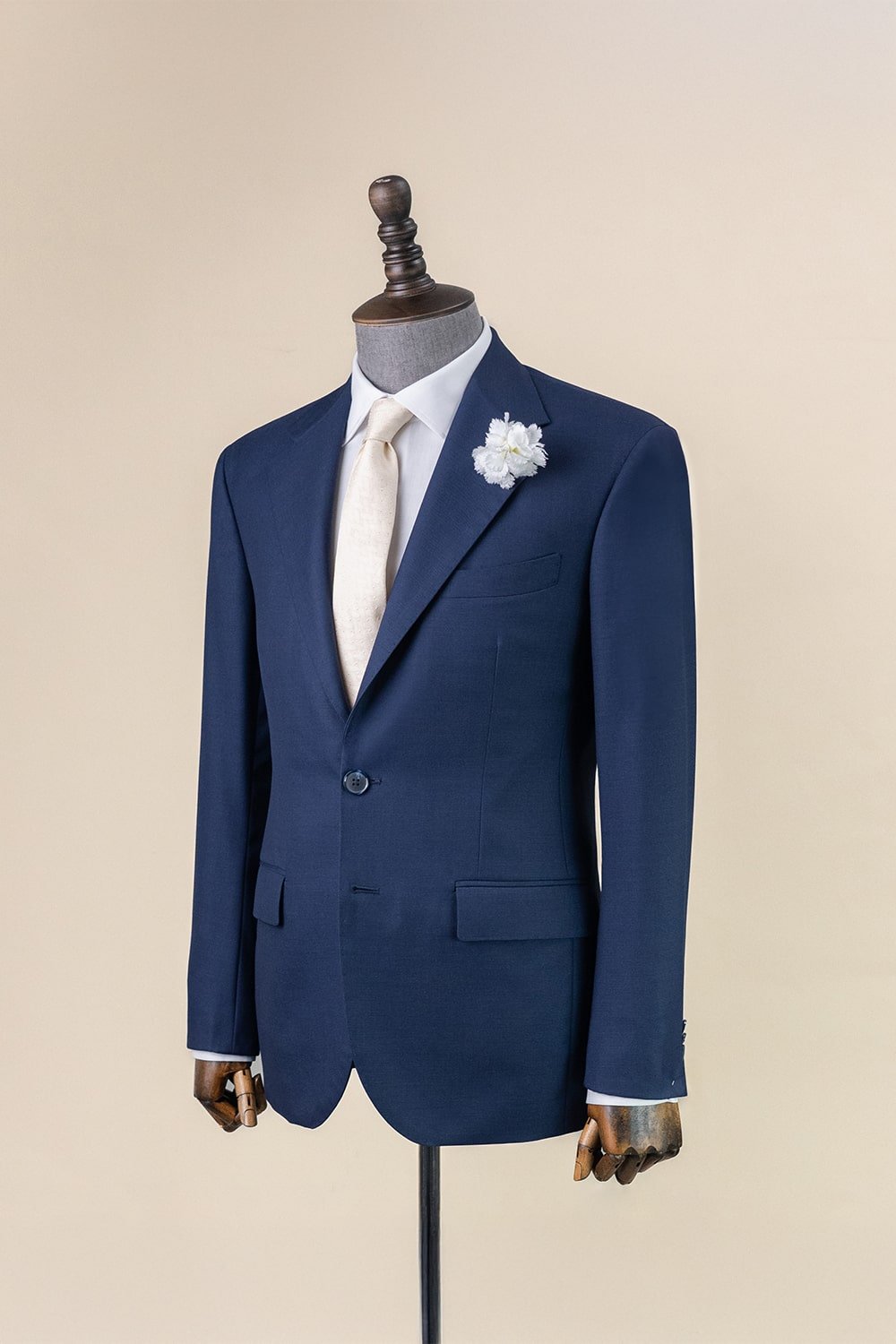 dịch vụ cho thuê vest cưới