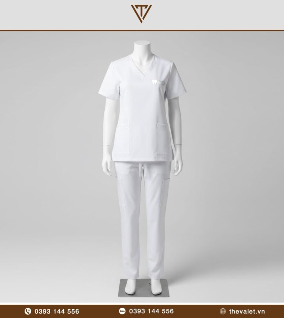 Mẫu đồng phục lễ tân nha khoa với bộ đồng phục trắng unisex
